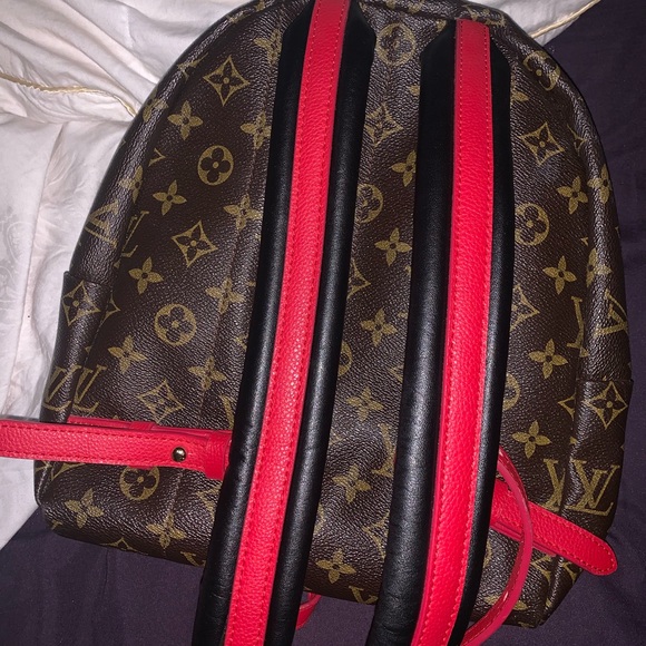 Backpack - Picture 6 of 6